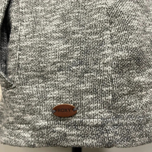 Roxy Women's Aztec Print & Grey Knit Zip Up Hooded Sweater Small - Picture 2 of 5